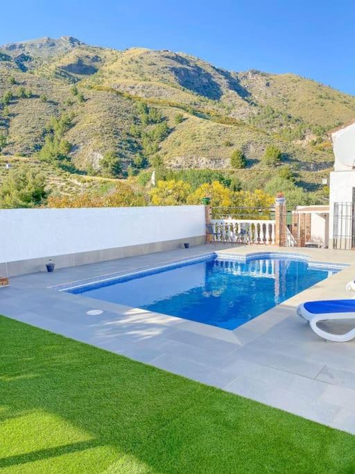 Ferienhaus Cozy In Nerja , Malaga. Private Pool. Wifi Málaga